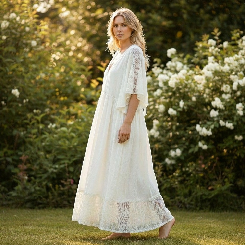 Torrid FESTI Boho Wedding Maxi Dress Size 4 Ivory Lace Trim Kimono Sleeve V-Neck